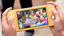 Nintendo Switch Lite 预购指南：购买地点、Switch Lite 配件等（美国）